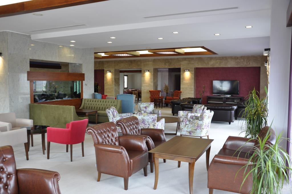 Umut Thermal Spa & Wellness Hotel Karakıran エクステリア 写真